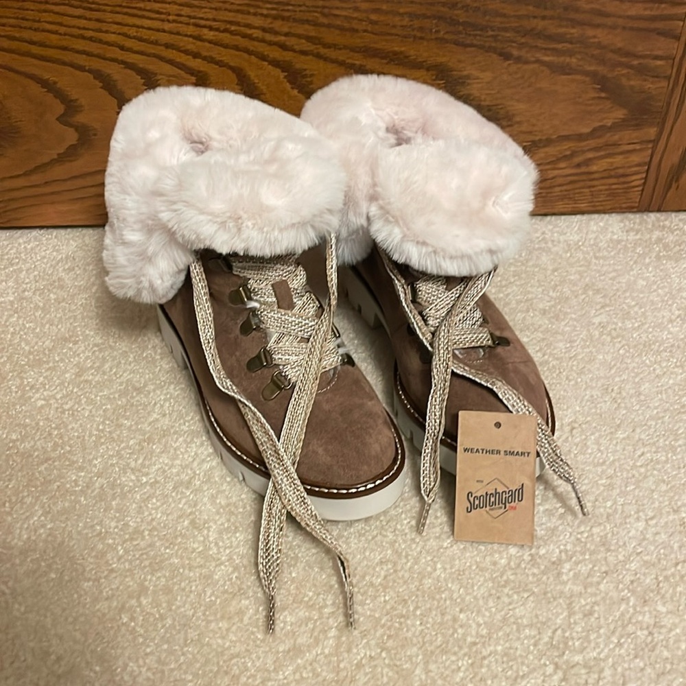 White Mountain Women’s Boots